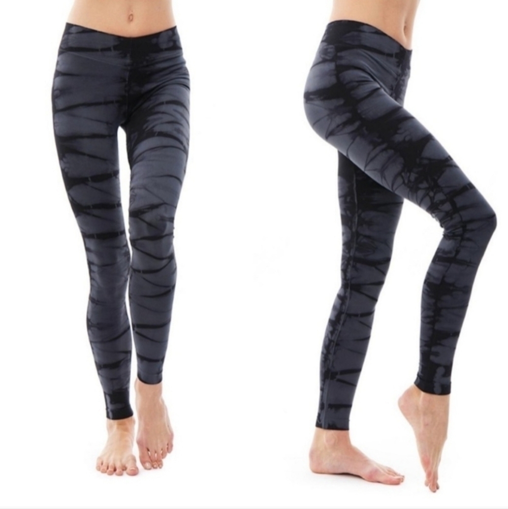 Nux black gray tie dye full length activewear workout yoga leggings Size Medium